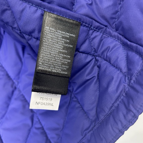 North Face Thermoball Quilted Puffer Vest Women's Size Medium Purple - Picture 7 of 11